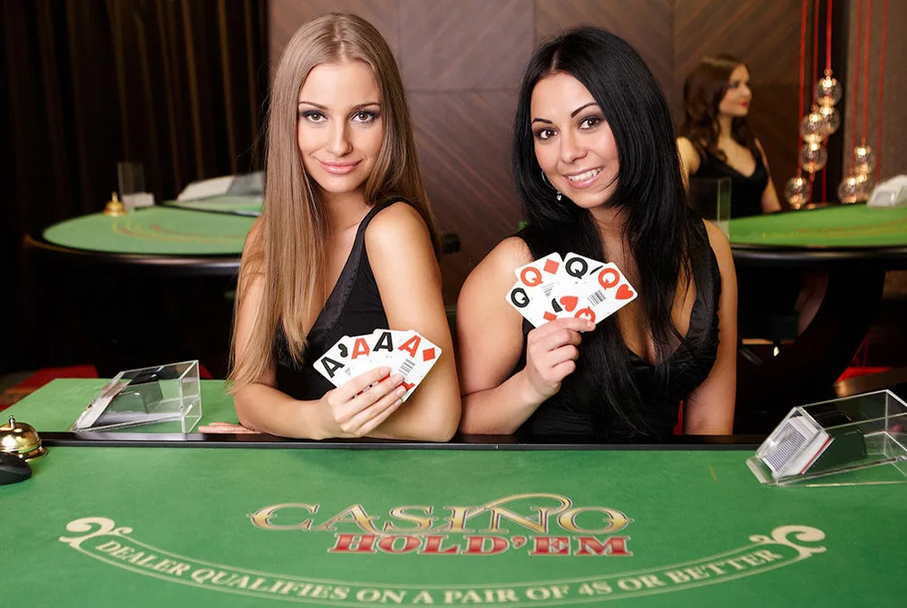 Meja dealer pada pengalaman kasino live CAIRBOS